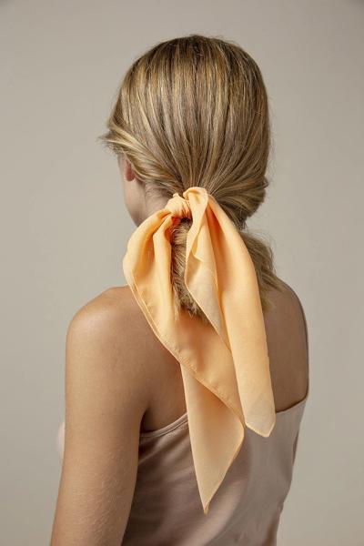 Праздник за секунду. Названо, как быстро сделать обычную одежду нарядной
Праздник за секунду. Названо, как быстро сделать обычную одежду нарядной