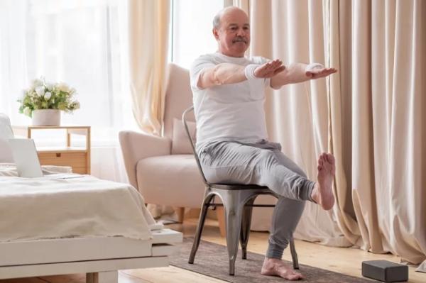 
        Как прибавить годы жизни? 8 важных правил тренировок после 60 лет    