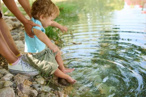 
        Помогать или нет? Врач Джапаридзе дала совет, как укрепить иммунитет ребенка    
