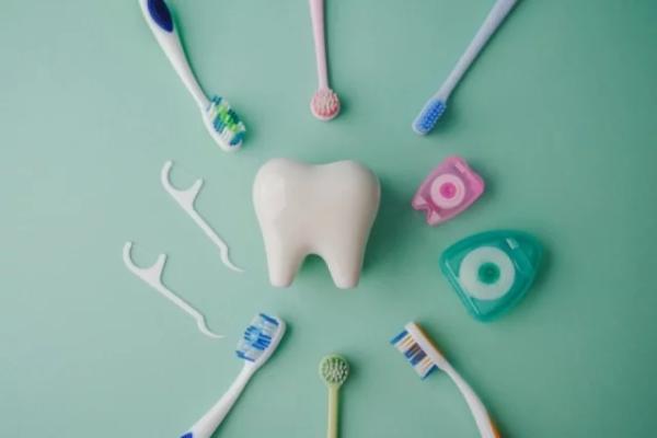 
        Распространен и очень опасен. Названы проблемы со здоровьем от стоматита    