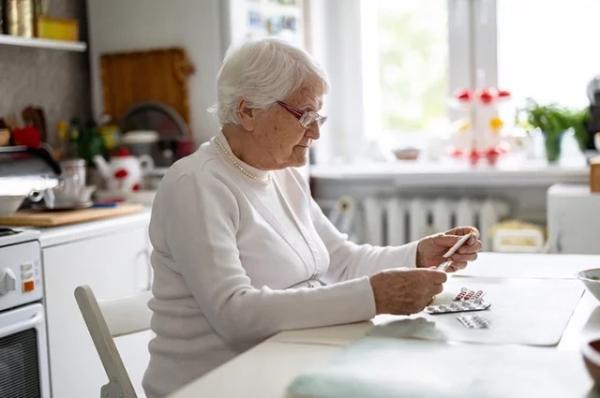 
        Семья от безысходности. Стоит ли жениться по схеме: стерпится &mdash; слюбится    