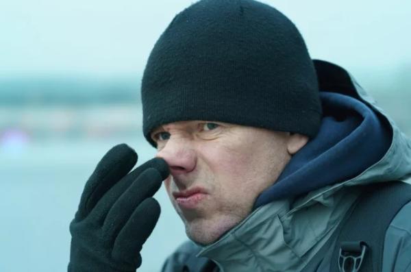 
        Никакой горячей воды. Врач рассказал, чего нельзя делать при обморожении    